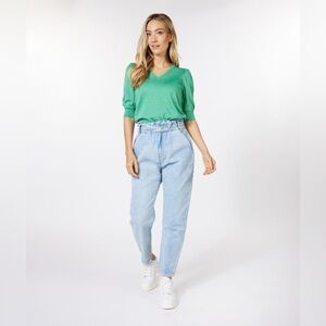 NWT. Esqualo. Paper bag Jeans. Size 6.